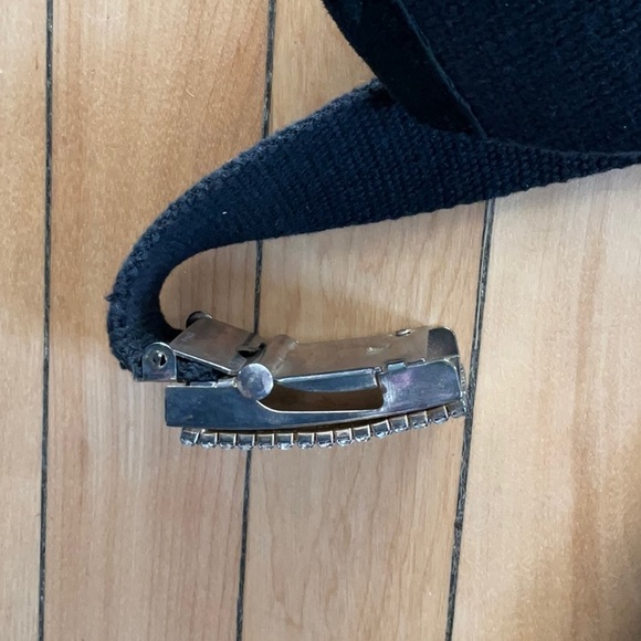 Belts - Picture 2 of 3